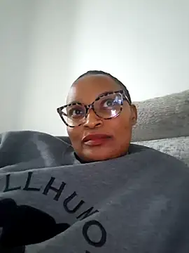 Goddess_of_Hearts' Live XXX Chat