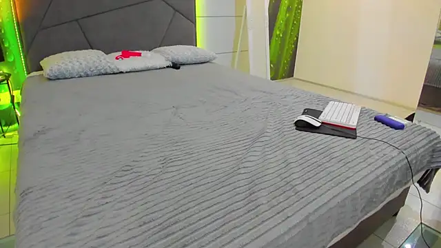 VeraWatts Chat XXX in diretta