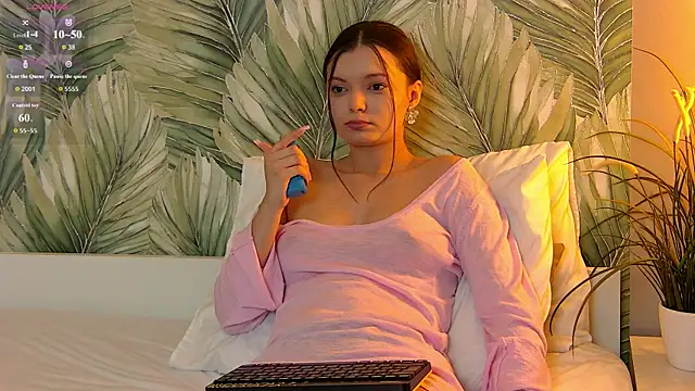 AsterQuinn Cameră chat live