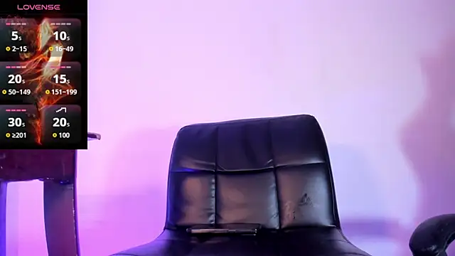 naughtylizeth_のライブXXXチャット