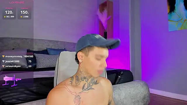 Ian_Castillo_ élő XXX-chatje