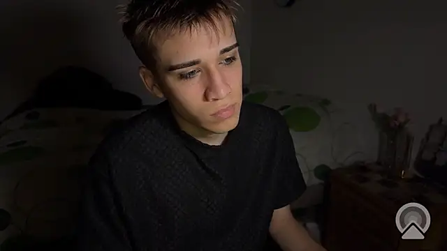 kevinnoff19 Adlı Modelin Web Kamerası Şovu