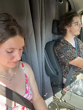 ancouple90s – Kamerová šou