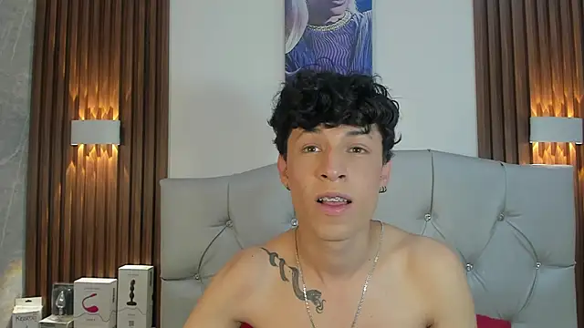Sala de chat en directo de Axel__Evans