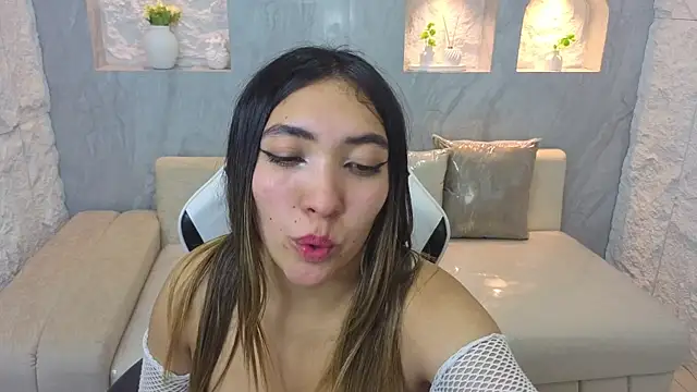 xanthe_tx Adlı Modelin Canlı XXX Sohbeti