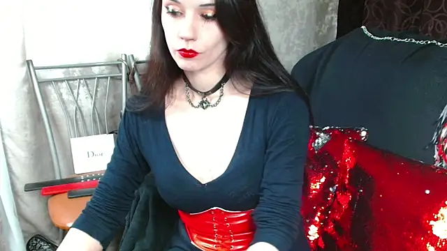 VictoryVega Adlı Modelin Canlı XXX Sohbeti