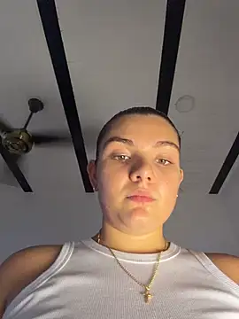 Eva_stark10 লাইভ XXX চ্যাট
