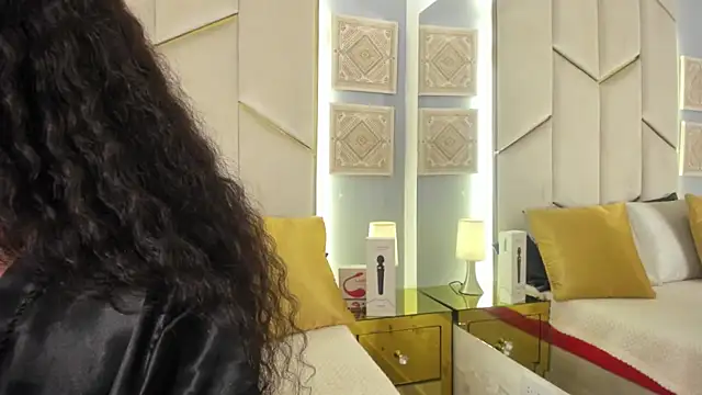 Czat XXX na żywo – KarinaaCoxx