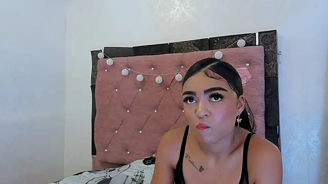 Chatroom XXX en direct de Alaia2