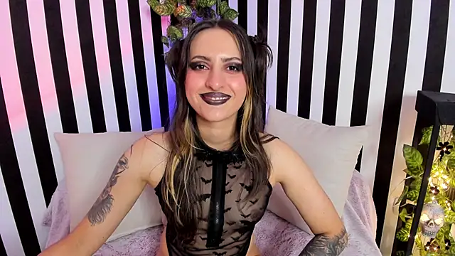 liz_goth élő XXX-chatje