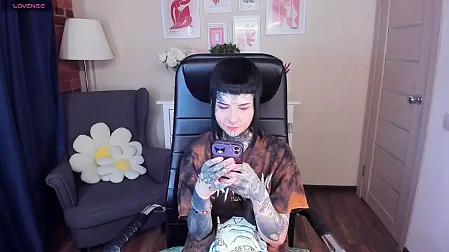 Živý XXX chat Bloood__Mary