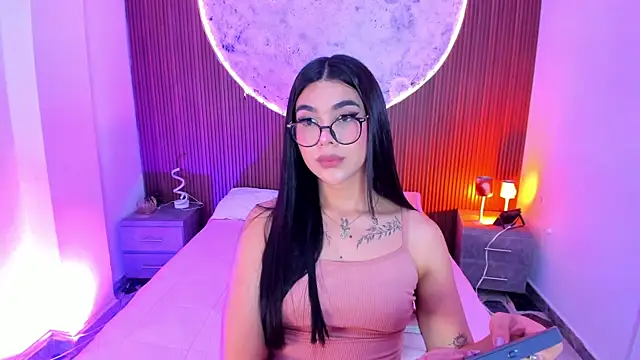 RoseCassie Show Webcam