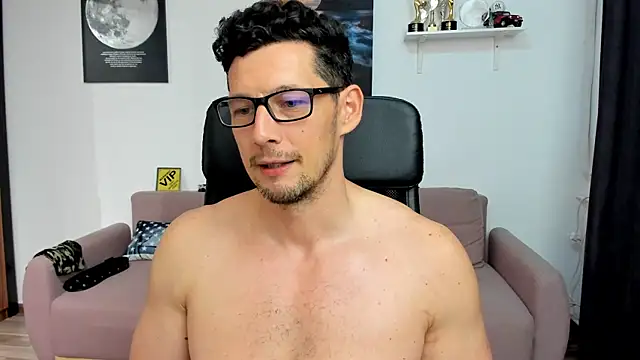 BrutusK08 Chat XXX in diretta