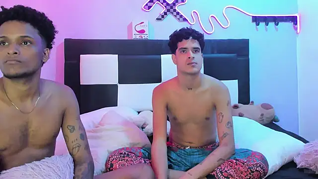 Lucky_boys__X Chat XXX live