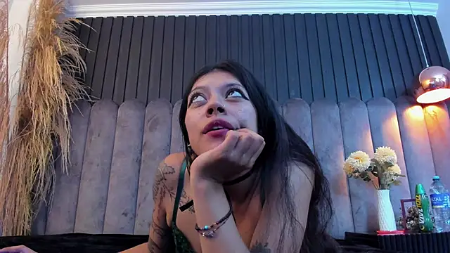 Lanadelrey_1 Live XXX-chat