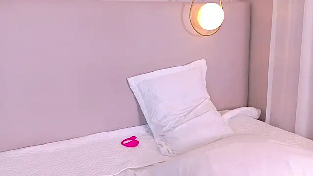 ZoeyPetit's Live XXX Chat