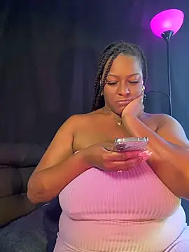 GirthGoddessCoco Show in webcam