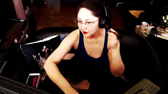 Imperatriza Chat XXX live