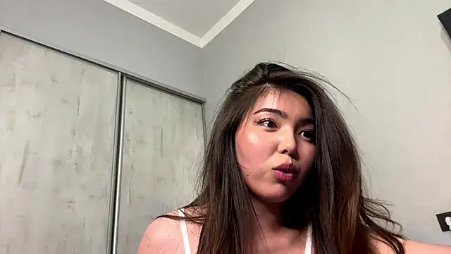 Chat +18 de mistybunnyy ao vivo
