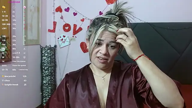 pamela_echeverria's Live XXX Chat