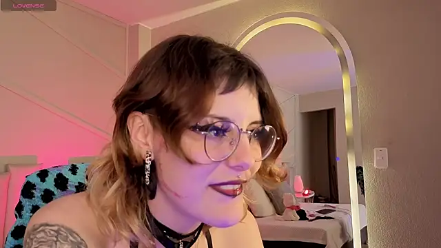 Rossiee_huntt Obrolan Langsung XXX
