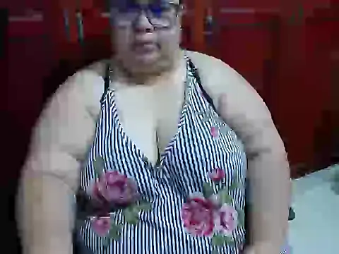 hotlesby4uxxx's Live XXX Chat