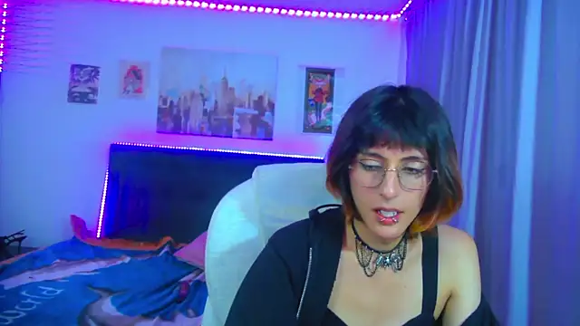 goth_minerva's Webcam Show