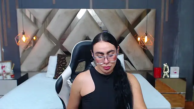 MartinaaFit élő XXX-chatje