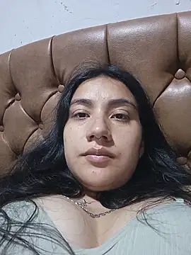 Hellen_AlexのライブXXXチャット