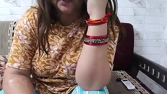 Pushpa_bhabhi143のライブXXXチャット