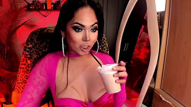 XGoodnessGracious Live XXX-chat