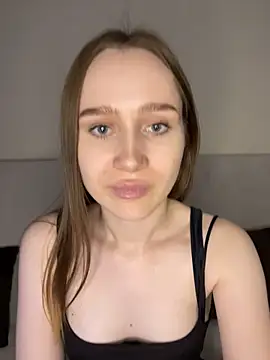Mary_Smitty Adlı Modelin Canlı XXX Sohbeti