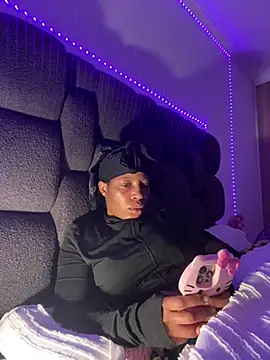 RainBougie's Live XXX Chat