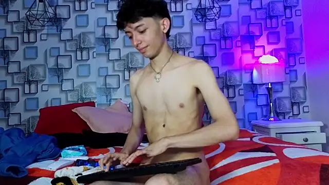 Twink_Sebas7 live XXX chat