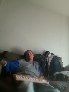 yourMasterisBored Show in webcam