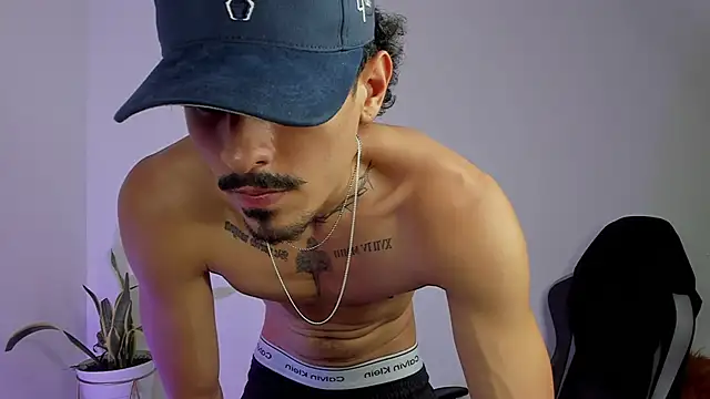 Lukeetaylor Webcam show