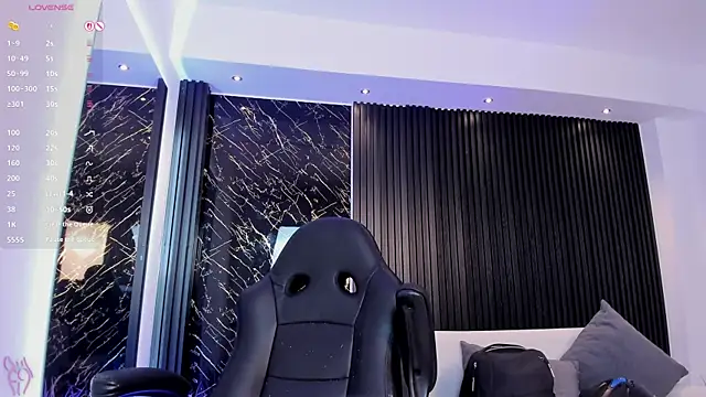 Živý XXX chat charlottewhitte
