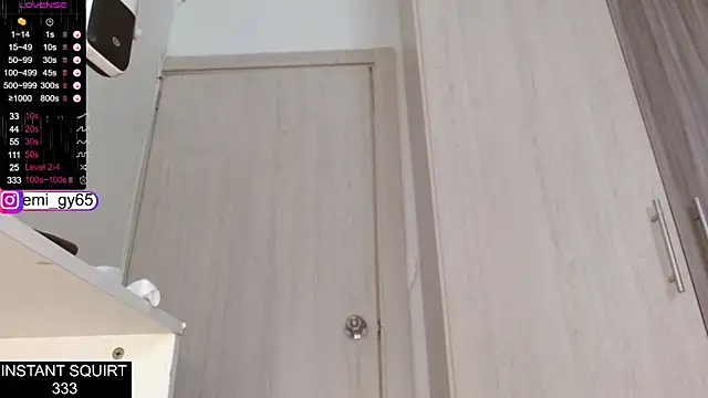 emilyn_grey1 Live XXX Chat