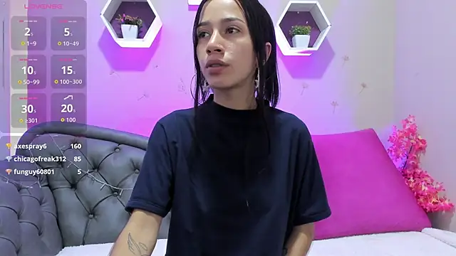 Laskhmi_ – Naživo XXX chat