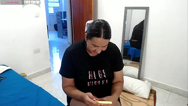 Czat XXX na żywo – LAURA_Foxht