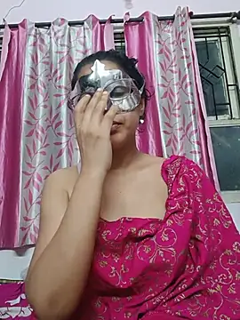 thanusi_2 Chat XXX live
