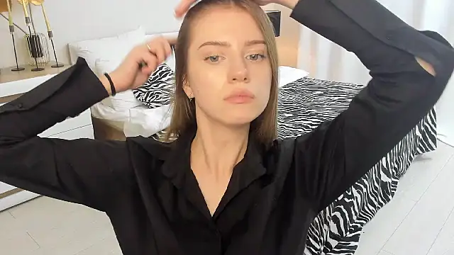 Онлайн чат XXX Erica_Kiss