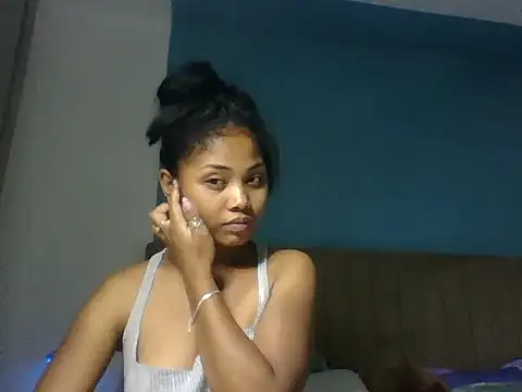 naya86's Live XXX Chat
