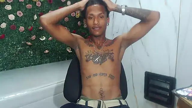 ManSant's Live XXX Chat