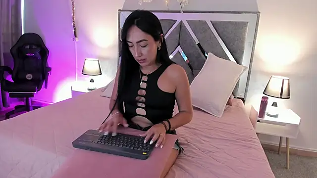 แชท XXX สดของ Mia_Davis__