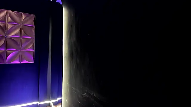Laurenhillcute14 লাইভ XXX চ্যাট