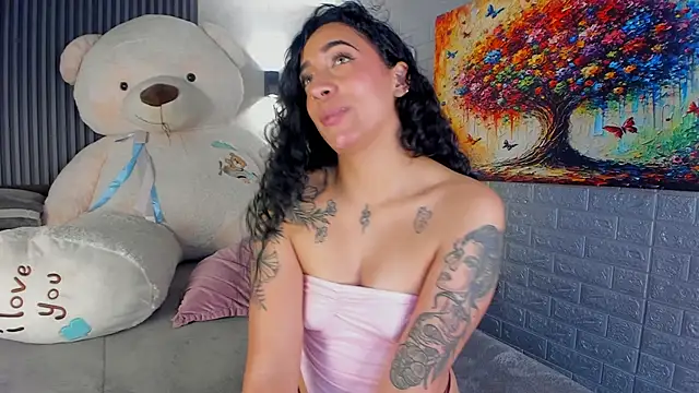 Magic_ivone Chat XXX in diretta