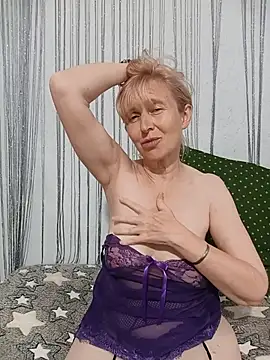 TrinaAdair Chat XXX live