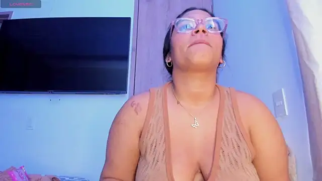 Chat XXX en directo de iriss_25