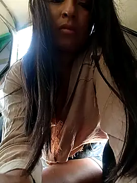 Czat XXX na żywo – Clery_lin